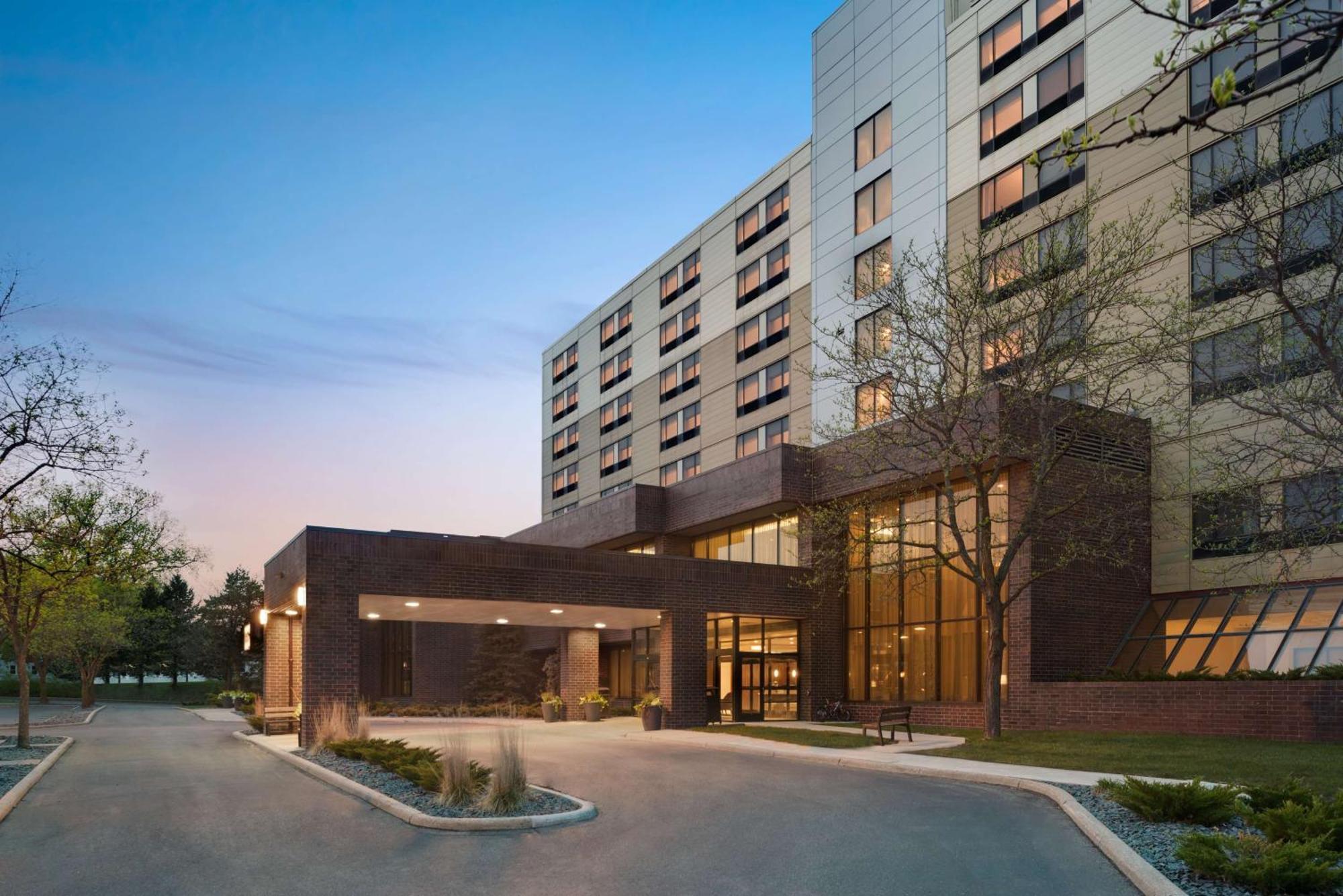 Doubletree By Hilton St. Paul, Mn Hotel Saint Paul Exterior photo